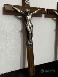 Coppia di Crocifissi  in Legno e Metallo 30x17