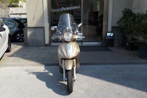 PIAGGIO Beverly 300 i.e. Anno