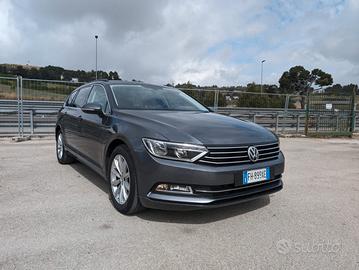 VOLKSWAGEN Passat 8ª serie - 2017