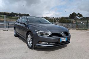 VOLKSWAGEN Passat 8ª serie - 2017