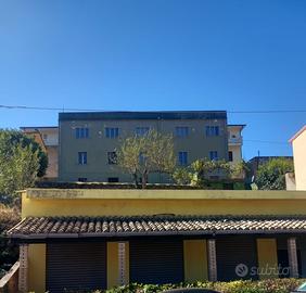 Casa indipendente+locale-Ussassai