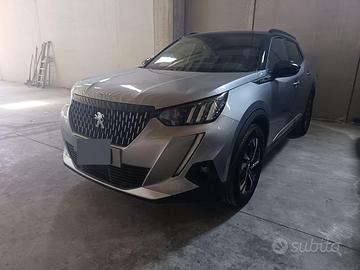 Peugeot 2008 gtline eat8 1.2