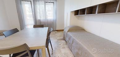 Stanza Venezia [ME- 64 D |]