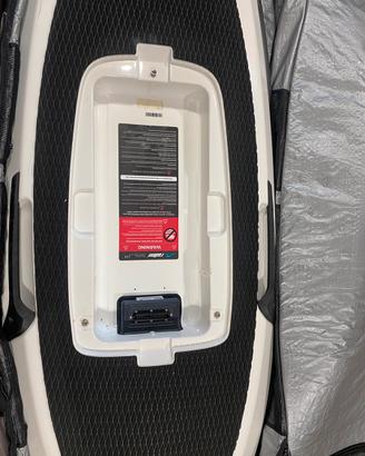 Tavola surf efoil elettrico Radinn