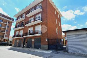 3 LOCALI A GASSINO TORINESE