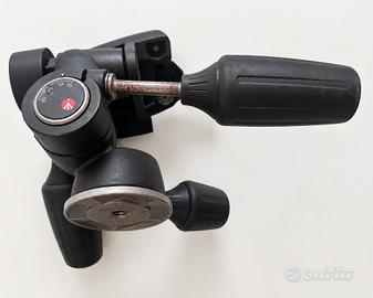 Testa Manfrotto 141RC a 3 vie da sistemare