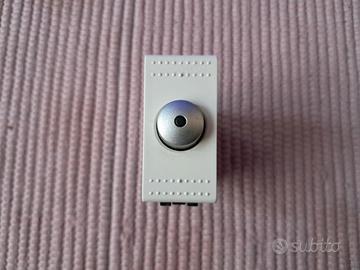 Dimmer Bticino Light N4402 con deviatore nuovo