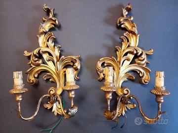 Coppia di lam pade foglia oro legno intagliato