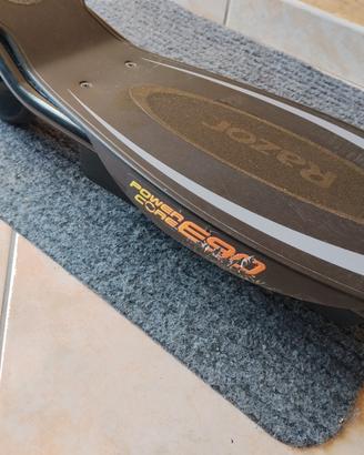 monopattino elettrico Razor