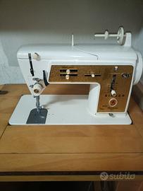 Singer Golden panoramic