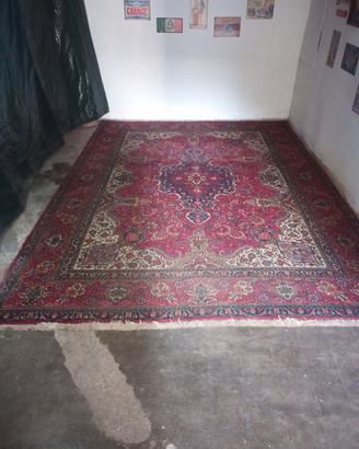 tappeto persiano tabriz