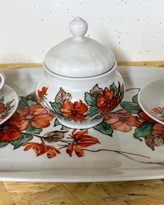 Servizio caffè in fine porcellana dipinta a mano