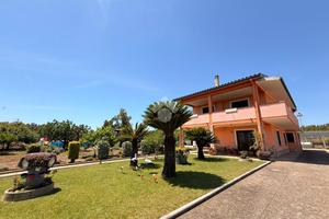VILLA SINGOLA A APRILIA