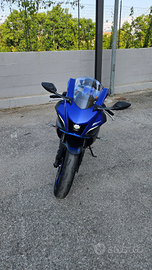 Yamaha R7 2022