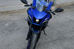 Yamaha R7 2022