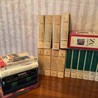 Libri ed enciclopedie in blocco