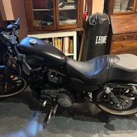 Moto 883 harley davidson special edition