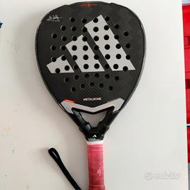 Racchetta padel Adidas in carbonio