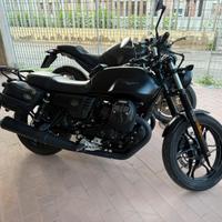 Moto Guzzi V7 III Stone