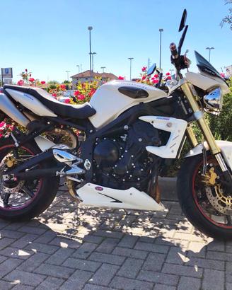 Triumph Street Triple 675 (2008)