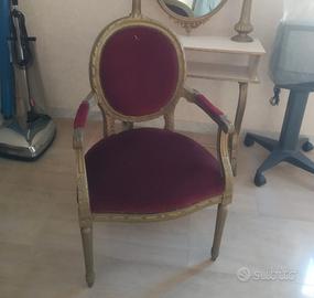 Sedia retro' in velluto rosso