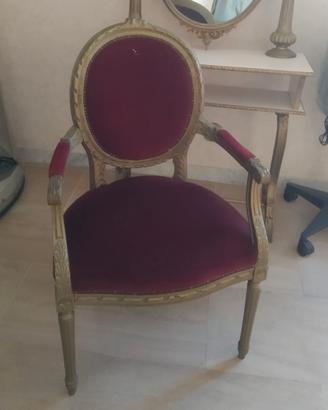 Sedia retro' in velluto rosso