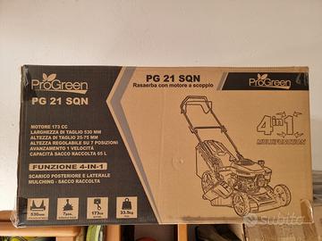 Rasaerba con motore a scoppio