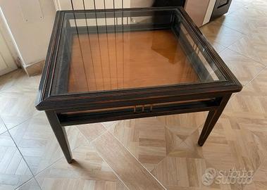 tavolino da salone in stile coloniale inglese