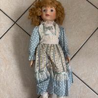 Meravigliosa bambola in porcellana di capodimonte