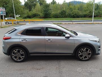Kia xcedd 