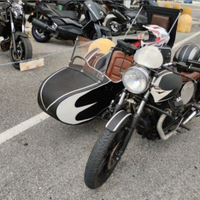 Sidecar special su base Guzzi omologato 4 posti