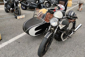 Sidecar special su base Guzzi omologato 4 posti