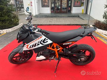 Ktm duke 690 r