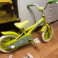 Bici bambini con rotelle.