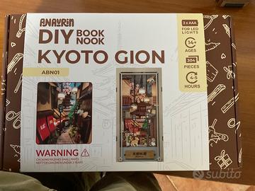 Anavrin, angolo libro tridimensionale illuminato