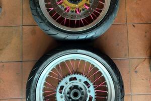 Kit cerchi Motard Husqvarna smr 450/510 2004