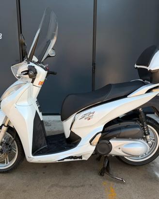 Honda sh 300 2016