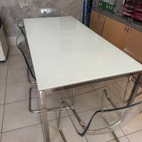 Tavolo riunioni e 6 sedie