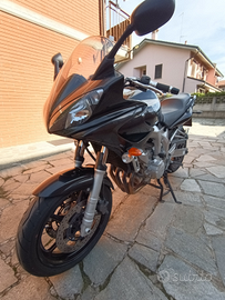 Yamaha Fazer 600