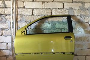 Porta anteriore punto GT