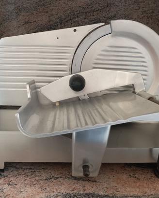Affettatrice professionale con motore Aurel
