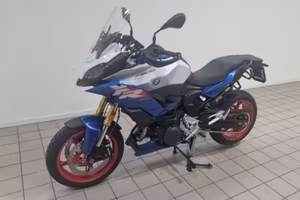 BMW Motorrad F 900 XR