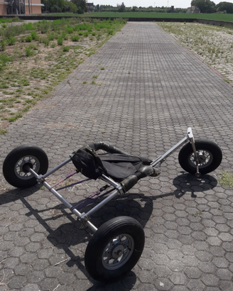 Buggy in acciaio artigianale