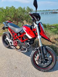 Ducati hypermotard 1100 S