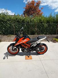 KTM Duke 390