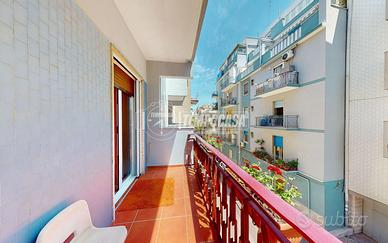 RIFINITO TRIVANI CON POSTO AUTO CONDOMINIALE!