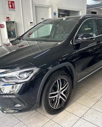 MERCEDES-BENZ GLA 200 d Automatic Sport Plus