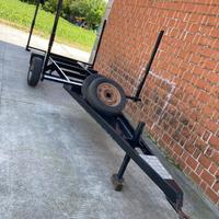 Carrello per tubi linea acqua campi