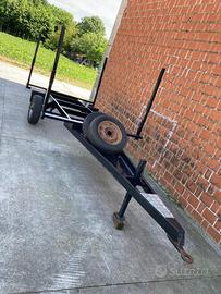 Carrello per tubi linea acqua campi