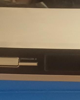 2 lettori dvd + 3 decoder sky